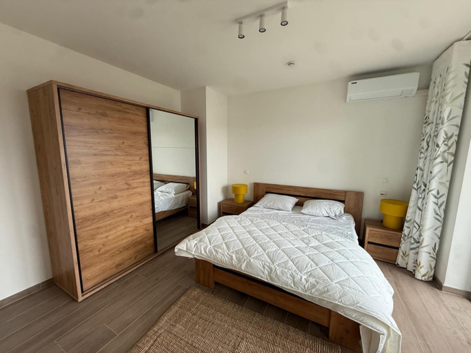 Room 2, Modern Apartment Hasselt 2p, Limburg