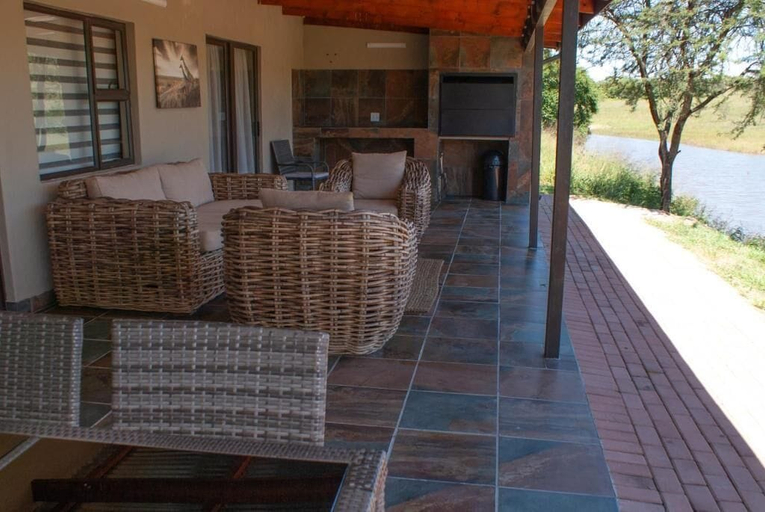 Terrace/patio 3, Casa de la Presa 5, Capricorn