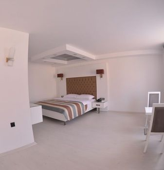 Others 4, RS City Hotel, Merkez