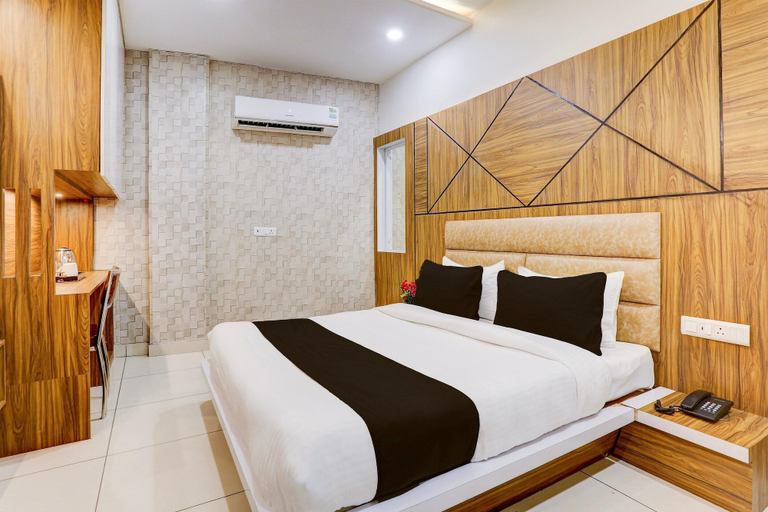 Others 4, Classic With Balcony Model Town Rohtak, Rohtak