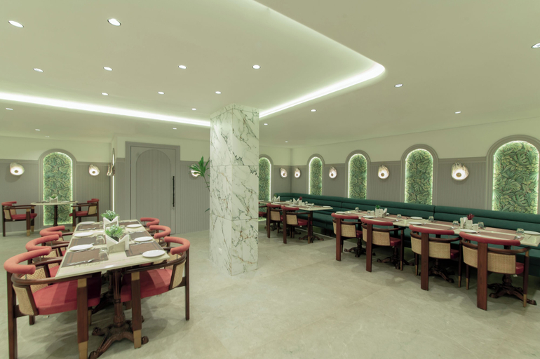 Food & Drinks 4, Enrise by Sayaji Amravati, Amravati
