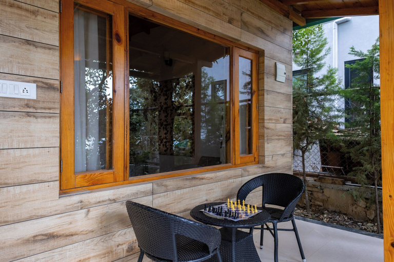Outdoor dining 4, Alaya Stay Hill Home Petfriendly Cottage, Nainital