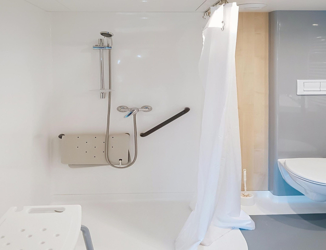 Bathroom 3, Lake View Cottage With Terrace for 6, Morbihan