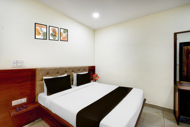 Room 3, Super Collection O Kakatiya Hills, Ranga Reddy