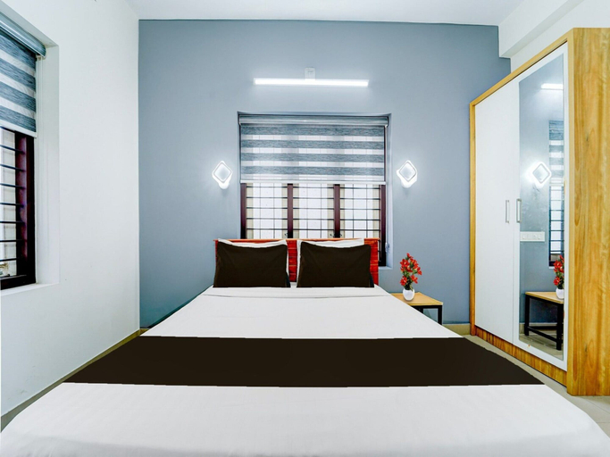 Room 3, Deluxe Grace Apartments, Thiruvananthapuram