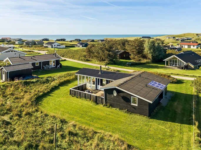Others 4, 4 Star Holiday Home in Lokken, Hjørring
