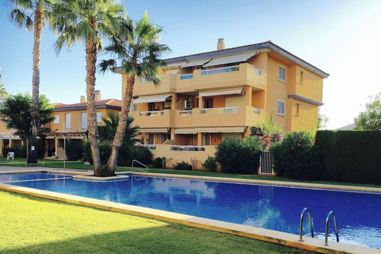 Pool, 2 bed Apt, grt Location, Shared Pool, Outdoor Area, Alicante