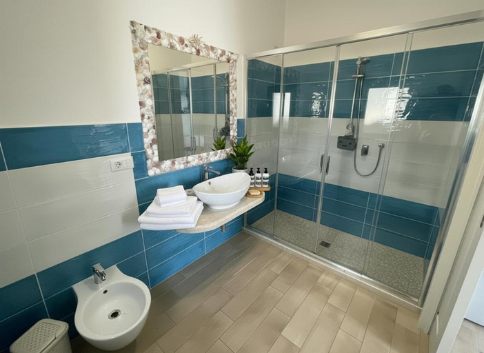 Bathroom 3, Manzoni Gente di Mare, Olbia-Tempio