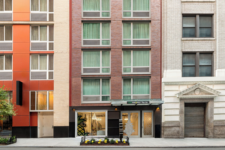 Exterior & Views 2, Staypineapple, An Artful Hotel, Midtown, New York