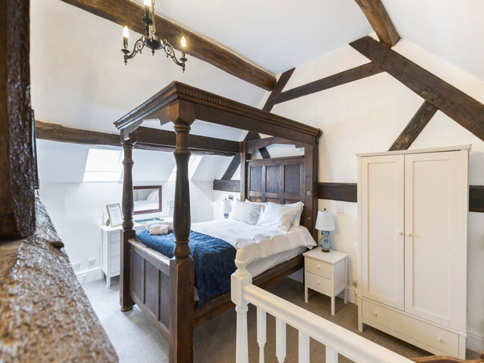 Room 3, Standard Double Suite, Derbyshire