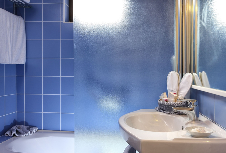 Bathroom 5, ALAI CRETE, Crete