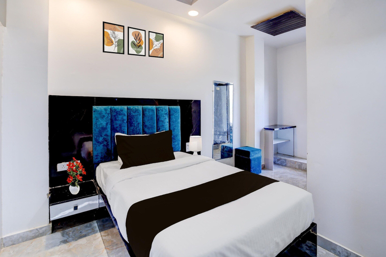 Room 4, Deluxeisckon Temple Bhopal, Bhopal