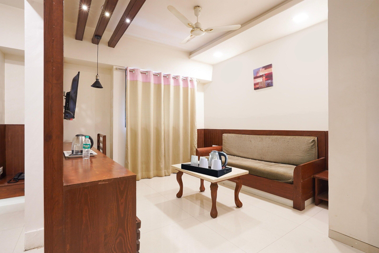 Interior 2, Suitegravity Inn, Pune