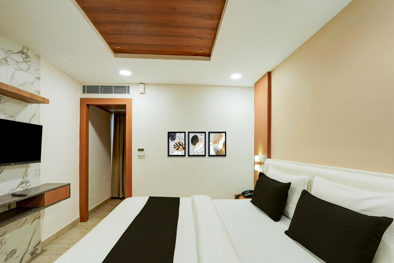 Room 2, Deluxe Onyx Hotel, Bangalore