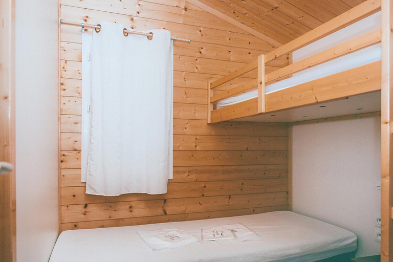 Room 4, Retreat Near Monclar-de-quercy Lake, Tarn-et-Garonne