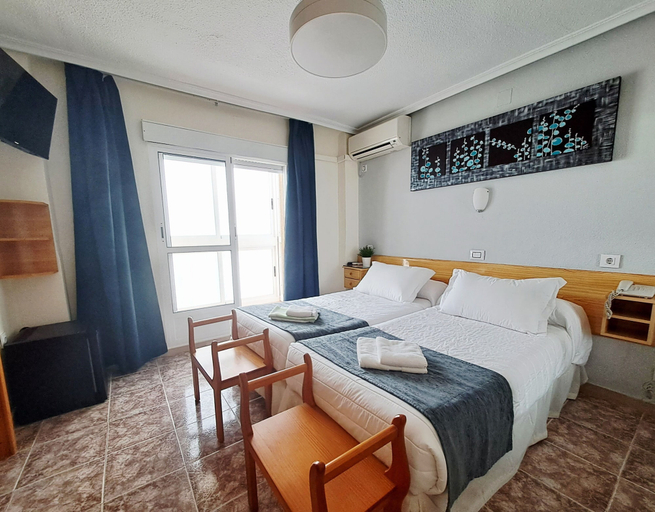Bedroom 4, Hotel Alaska, Murcia