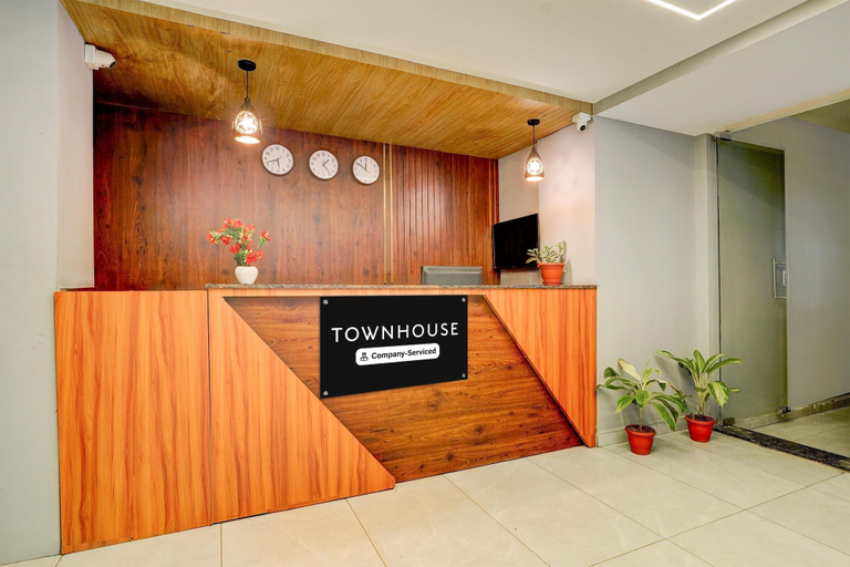 Reception 5, Classic With Balconyroyal Avenue, Bangalore