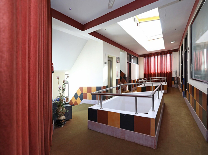 Interior 5, Hotel O by OYO Grand Empire Expressway, Gautam Buddha Nagar