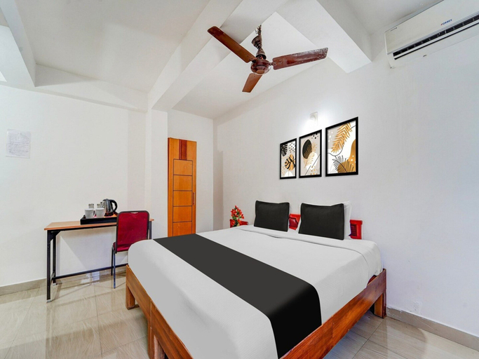 Room 5, Classic With Balcony Olive Residency, Kottayam