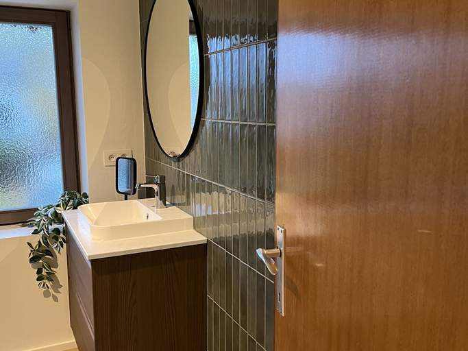 Bathroom 3, Stylish Stay Bree Near City Center for 6 Guests, Limburg