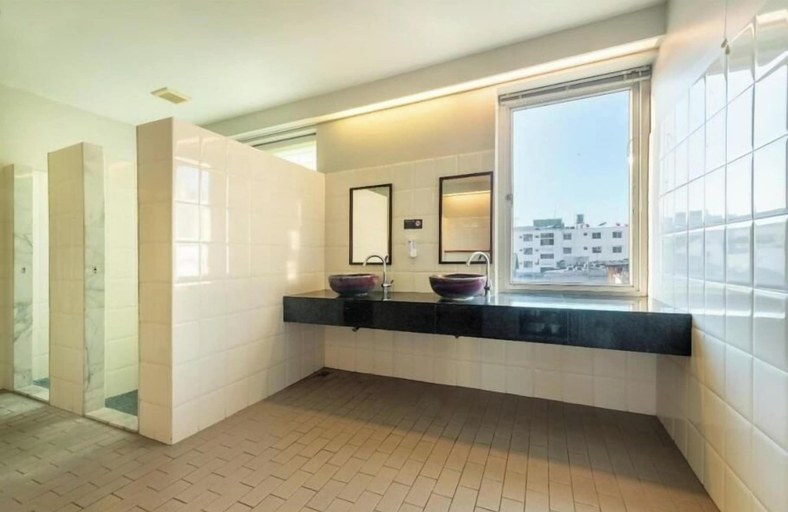 Bathroom 4, Collection O Dinso Home Boutique, Phra Nakhon