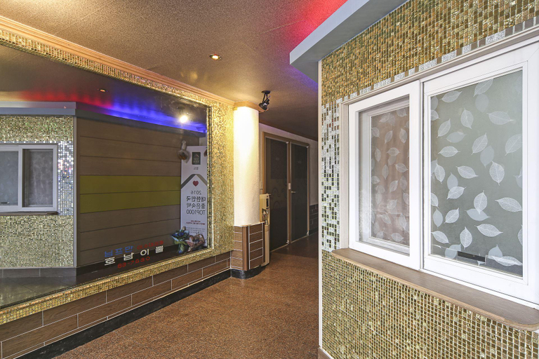 Others 4, Paldo Motel, Yeosu