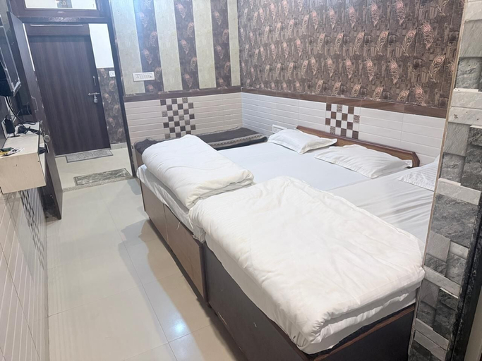 Bedroom 3, Hotel Aapno Shyam And Restaurant, Sikar