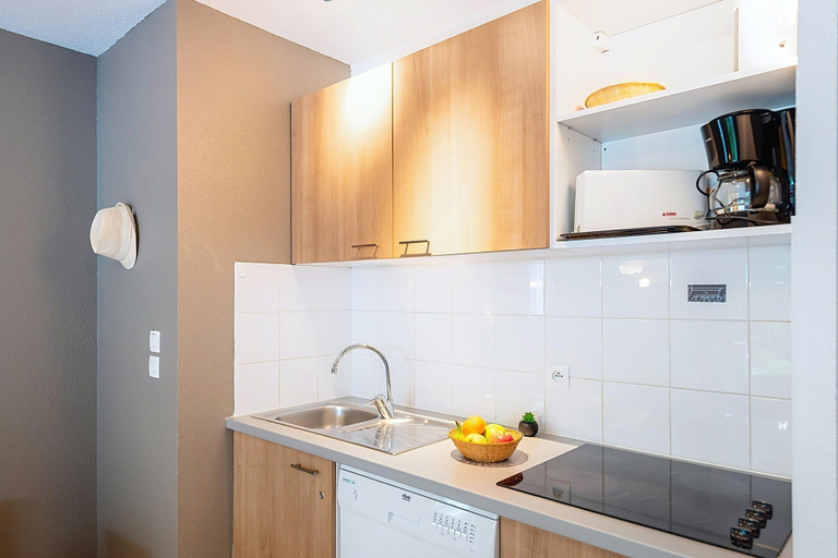 Private kitchen 5, Cottage for Five Guests in Saumur, Maine-et-Loire