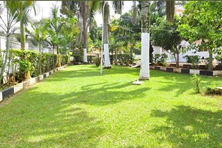 Property grounds 4, Island Inn, Entebbe