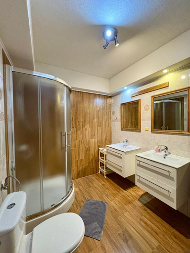 Bathroom 4, Dom Wypoczynkowy Julia, Tatra