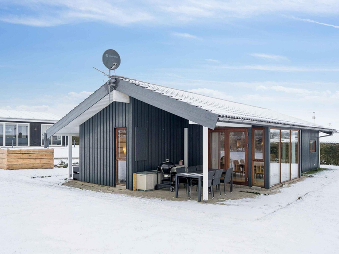 Exterior 5, 4 Star Holiday Home in Ronde, Syddjurs