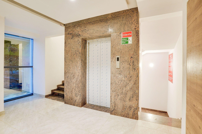 Interior 2, Super Townhouse Itpl Near Prestige Shanti Niketan, Bangalore