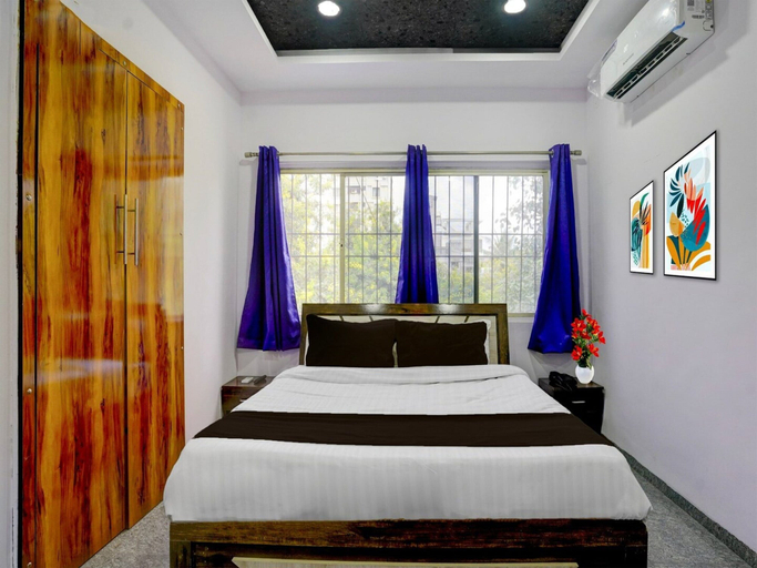 Room 4, Deluxe Seven Hills Aurangabad, Aurangabad