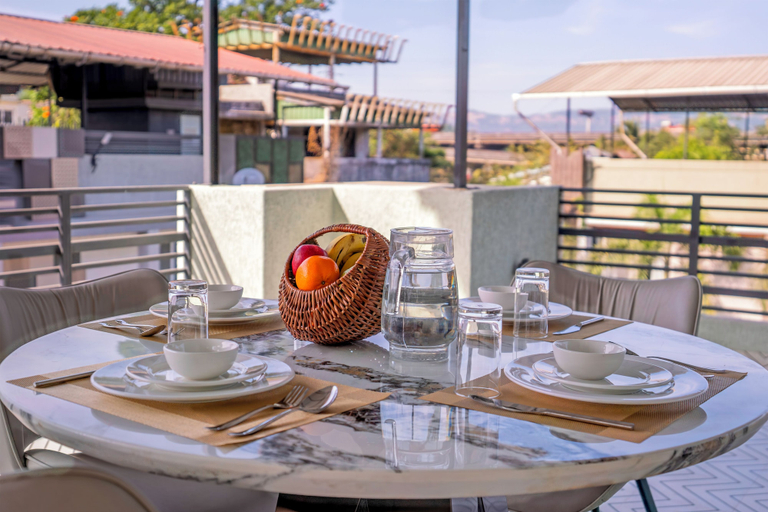 Outdoor dining 5, Alaya Stays Rosalia 3BHK Villa with Pool, Pune