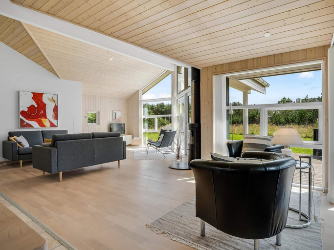 Others 4, 4 Star Holiday Home in Lokken, Hjørring