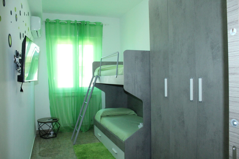 Room 2, Luca's House, Bari