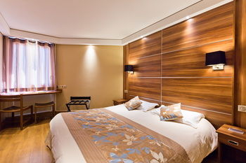 Others 3, ibis Styles Annecy Le Vieux, Haute-Savoie