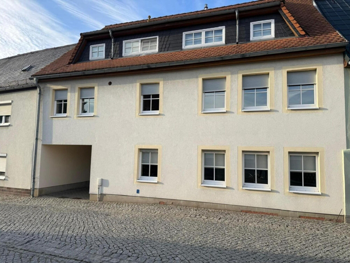 Primary image