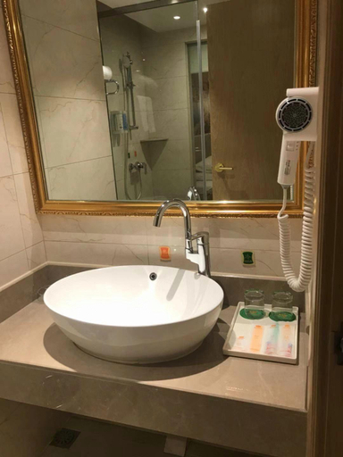 Bathroom 3, Vienna Hotel Ganzhou Nankang District Center, Ganzhou