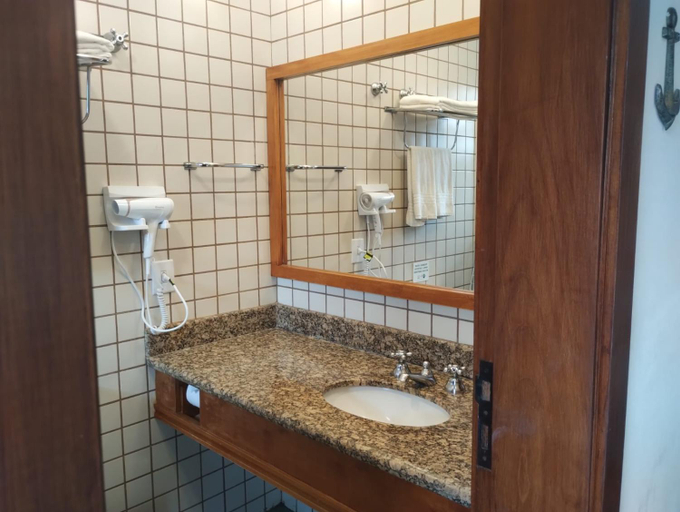 Bathroom 4, Beira mar Flat 2-209, São Sebastião