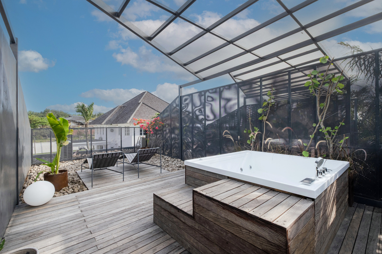 Others 5, The Lima Ocean Suites Pererenan, Badung