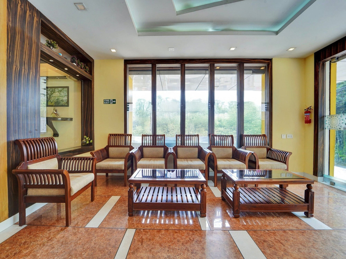 Lobby, Super Townhouse Ernakulam North, Ernakulam