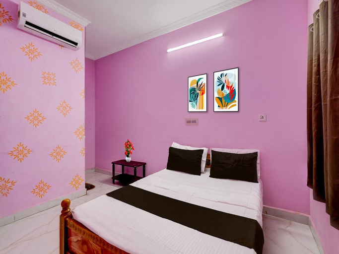 Room 3, Deluxe S K Vinoth Mahal, Thiruvallur