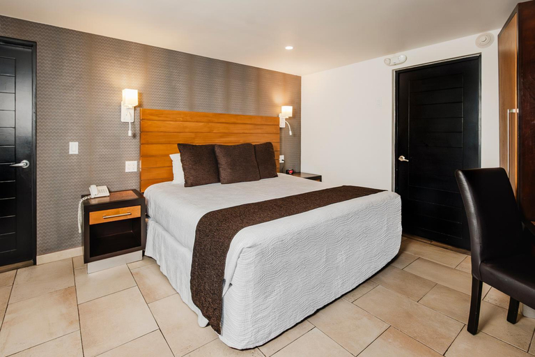 Bedroom 3, La Pinta Hotel, Ensenada