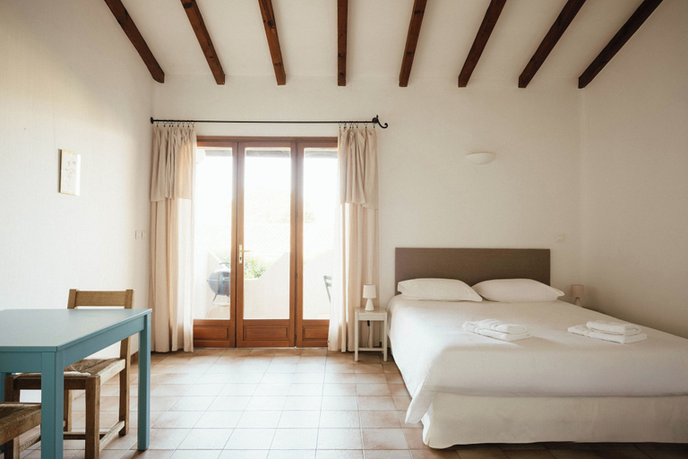Room 3, Résidence Les Hauts de Santa Giulia, Corse-du-Sud