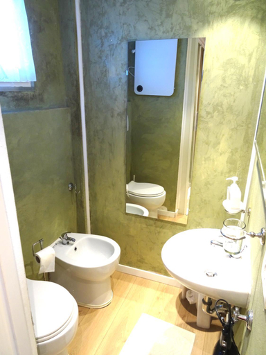 Bathroom 2, B&B Ca Bianca Ventisette Riccione, Rimini