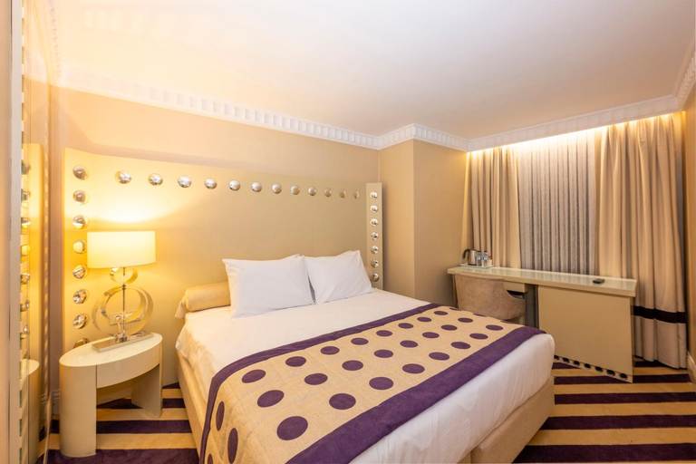 Bedroom 5, Taxim Hill Hotel, Beyoğlu