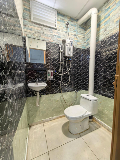 Bathroom 5, Tang Hotel, Kota Setar