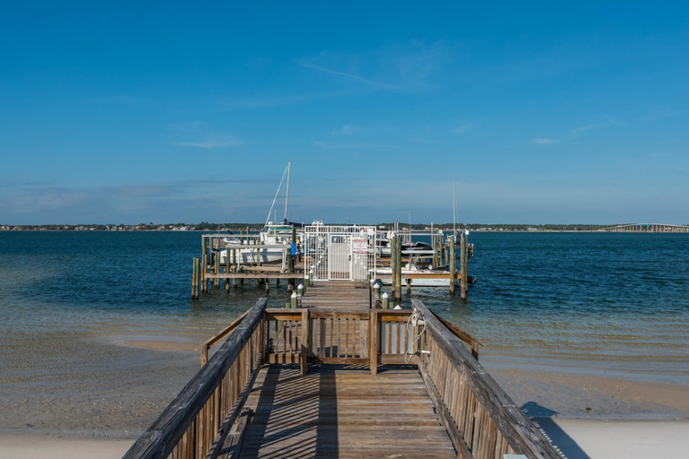Beach 4, Buena Vida 22 - A, Escambia