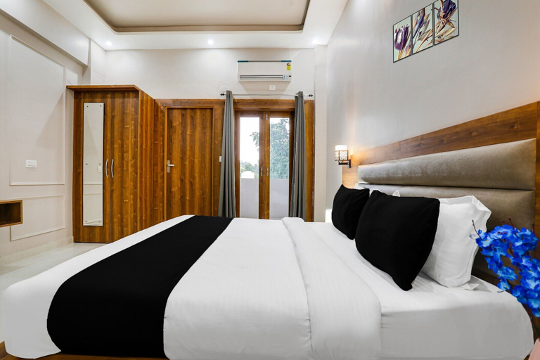 Others 2, Classic With Balconyhaldwani INN, Nainital